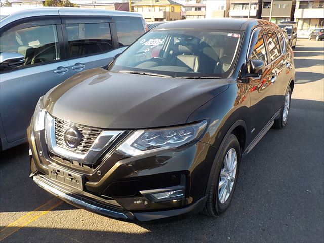 NISSAN XTRAIL, HYBRID, HNT32, 20XI EMERGENCY BRAKE PKG, YEAR 2020, DEEP GREEN COLOR,